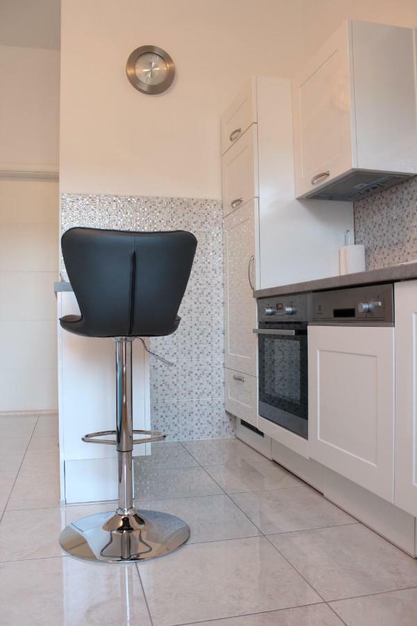 Apartment Emma Kaštela Zewnętrze zdjęcie