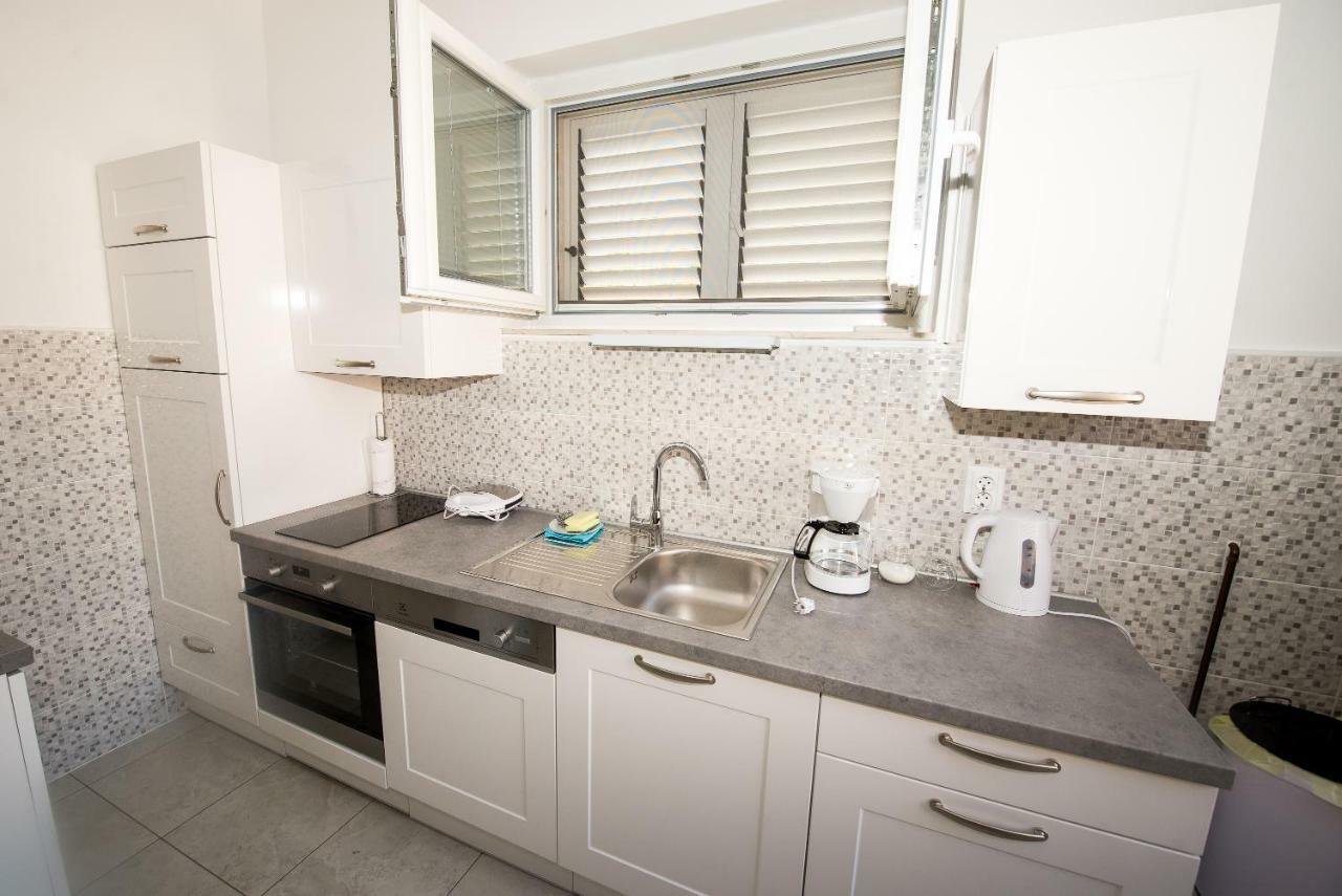 Apartment Emma Kaštela Zewnętrze zdjęcie